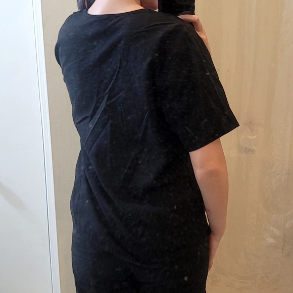 Scrub Top - Picture 4 of 11